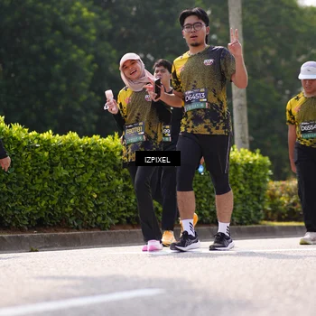 Runner Photo 6609013