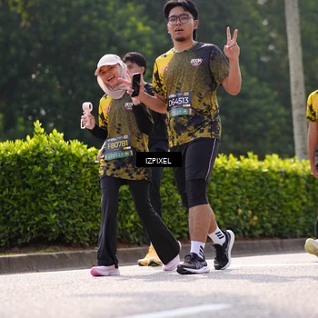 Runner Photo 6609076