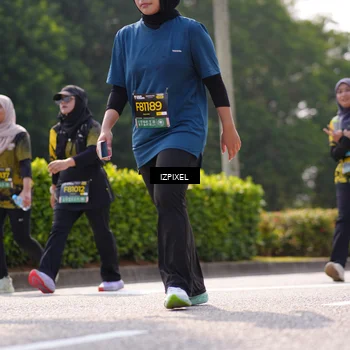 Runner Photo 6609121