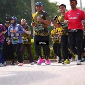 Runner Photo 6609189
