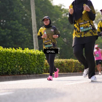 Runner Photo 6609275
