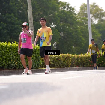 Runner Photo 6609323