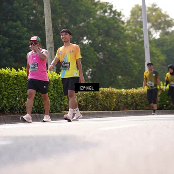 Runner Photo 6609333
