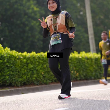 Runner Photo 6609459