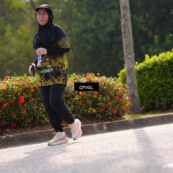 Runner Photo 6609462