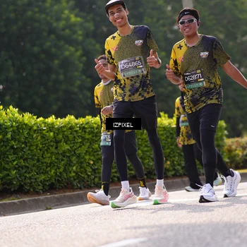 Runner Photo 6609489