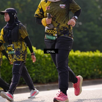 Runner Photo 6609550