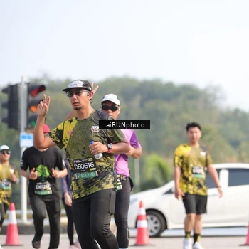 Runner Photo 6609586