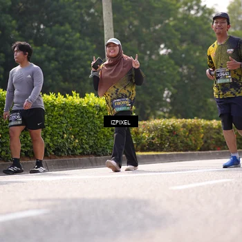 Runner Photo 6609614