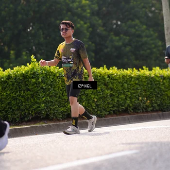 Runner Photo 6609628