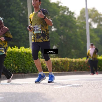 Runner Photo 6609641