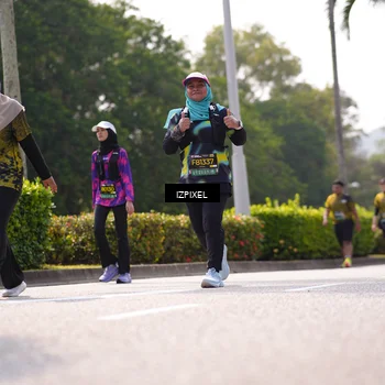 Runner Photo 6609672