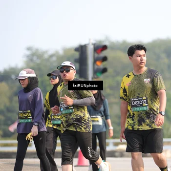 Runner Photo 6609675