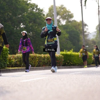 Runner Photo 6609700