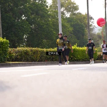 Runner Photo 6609701