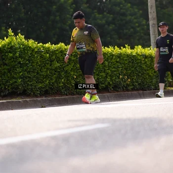 Runner Photo 6609716
