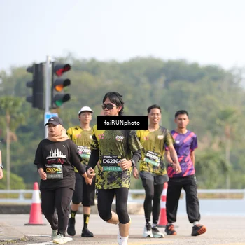 Runner Photo 6609730
