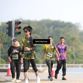 Runner Photo 6609759