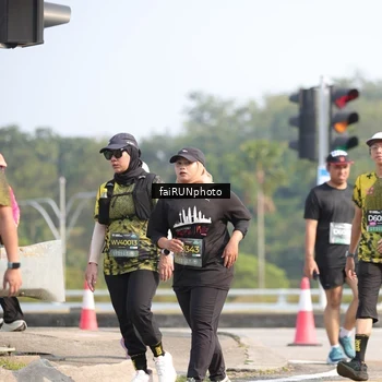 Runner Photo 6609771