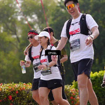 Runner Photo 6609786