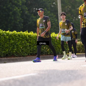 Runner Photo 6609792