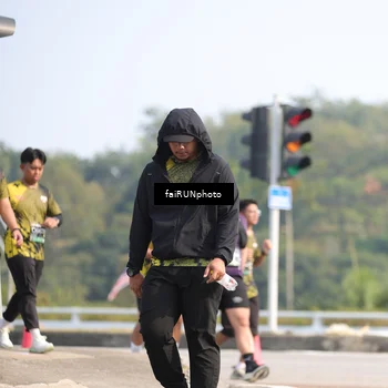 Runner Photo 6609811