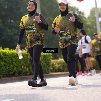 Runner Photo 6609860