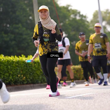 Runner Photo 6609877