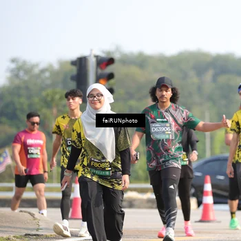 Runner Photo 6609922