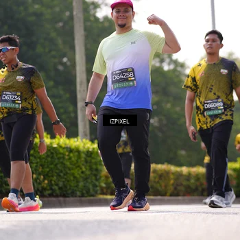 Runner Photo 6609992