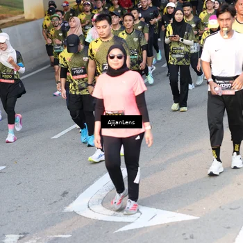 Runner Photo 6610004