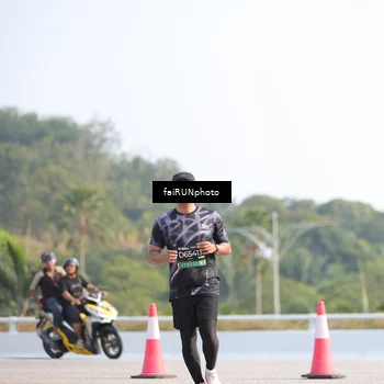 Runner Photo 6610016