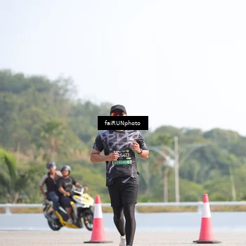 Runner Photo 6610018