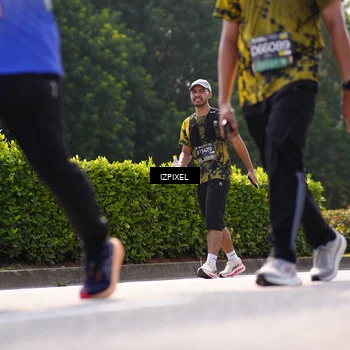 Runner Photo 6610024
