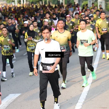Runner Photo 6610043
