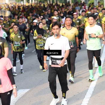 Runner Photo 6610044
