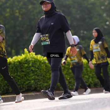 Runner Photo 6610058