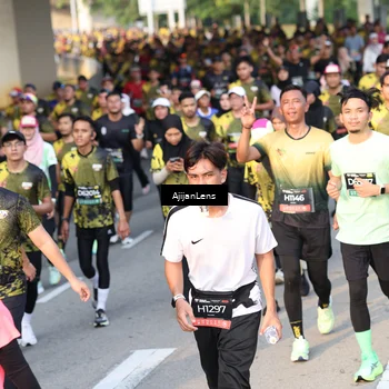 Runner Photo 6610064