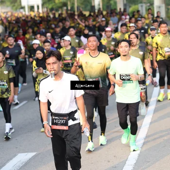 Runner Photo 6610066