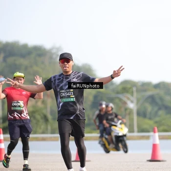 Runner Photo 6610109