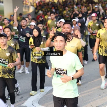 Runner Photo 6610132