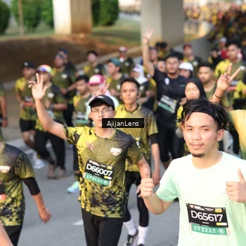 Runner Photo 6610141