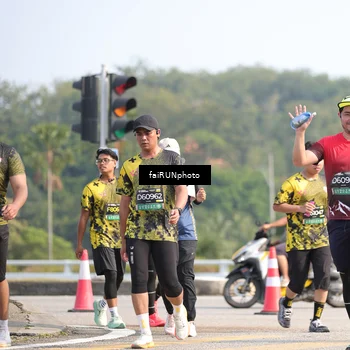 Runner Photo 6610164