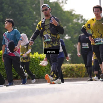 Runner Photo 6610199
