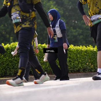 Runner Photo 6610200