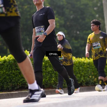 Runner Photo 6610205