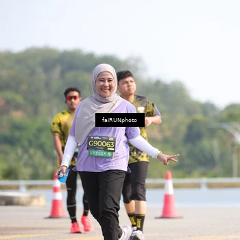 Runner Photo 6610228