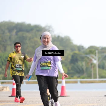 Runner Photo 6610232