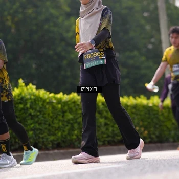 Runner Photo 6610267