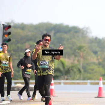 Runner Photo 6610270